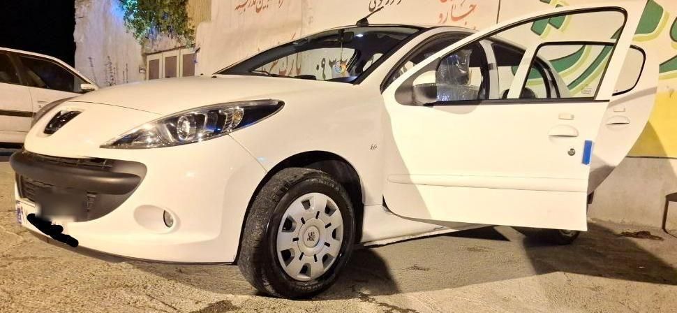پژوtu5 207i دنده‌ای، مدل ۱۴۰۲|خودرو سواری و وانت|خرم‌آباد, |دیوار