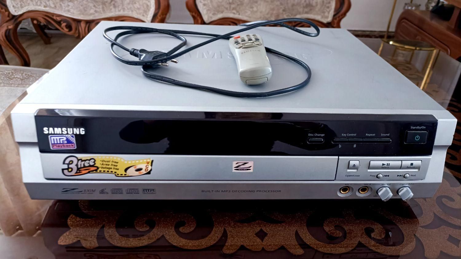 دستگاه سی دی قدیمی سالم  درحدنو باکارتن باکنترل|پخش‌کننده DVD و ویدیو|اسلام‌شهر, |دیوار