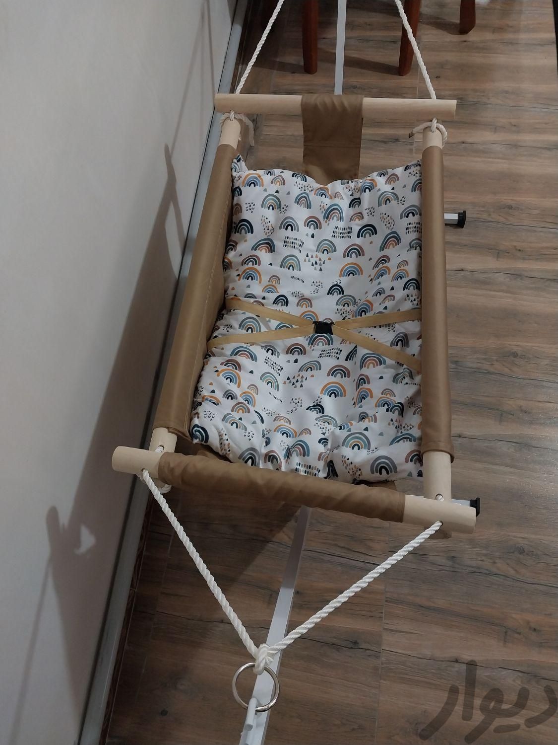 گهواره ی نوزاد همراه با کیف|اسباب و اثاث بچه|شهریار, |دیوار
