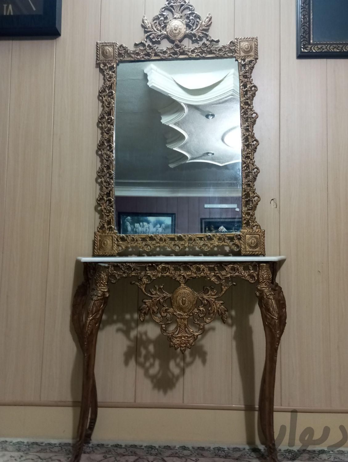 کنسول|آینه|گنبد کاووس, |دیوار