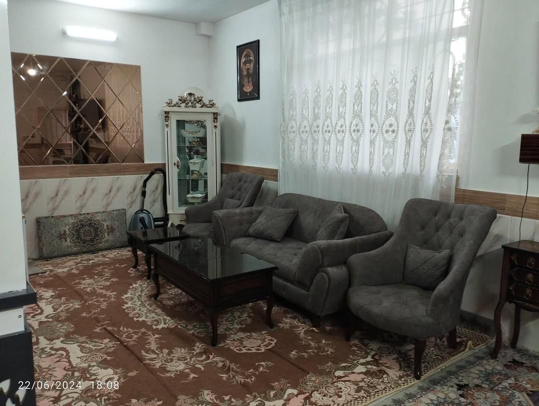 منزل شخصی شیک نزدیک به بازار رضا|اجارهٔ کوتاه‌مدت آپارتمان و سوئیت|مشهد, ۱۷ شهریور|دیوار