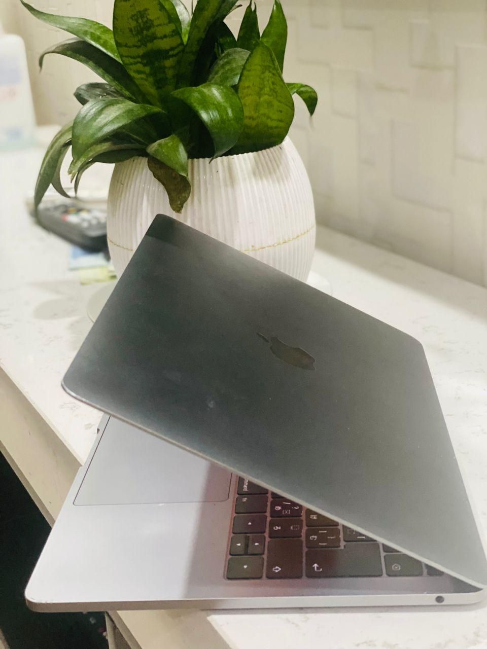 مک بوک پرو 2017/ MacBook Pro رم 16 گیگ-خانگی|رایانه همراه|تهران, دریا|دیوار