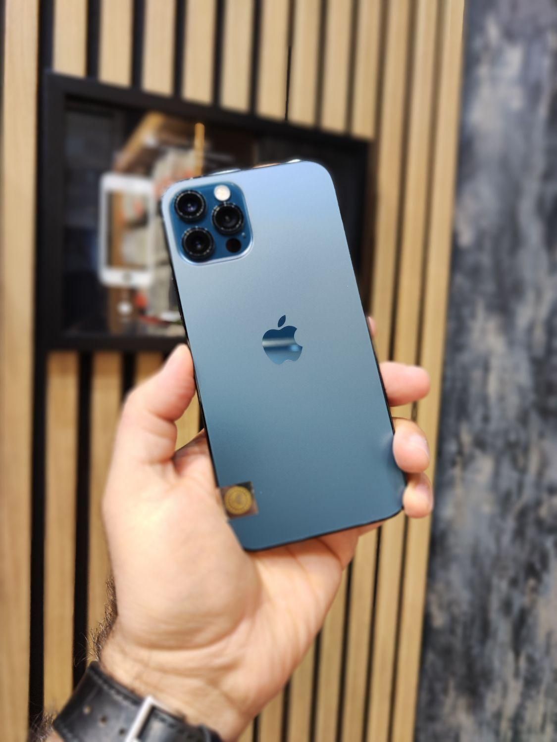 اپل iPhone 12 Pro با حافظهٔ ۲۵۶ گیگابایت|موبایل|تهران, شهرک غرب|دیوار