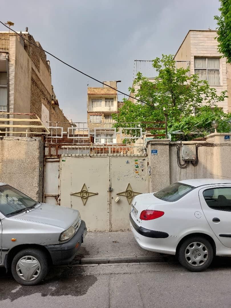 فروش ملک کلنگی تخریب شده۱۴۴متر باجواز در شمیران نو|فروش زمین و ملک کلنگی|تهران, شمیران‌نو|دیوار