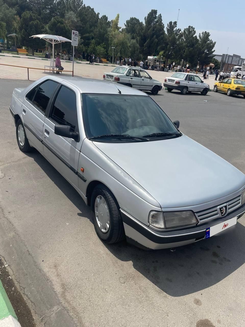 پژو 405 GLX - دوگانه سوز CNG، مدل ۱۳۸۶|خودرو سواری و وانت|قم, دورشهر|دیوار