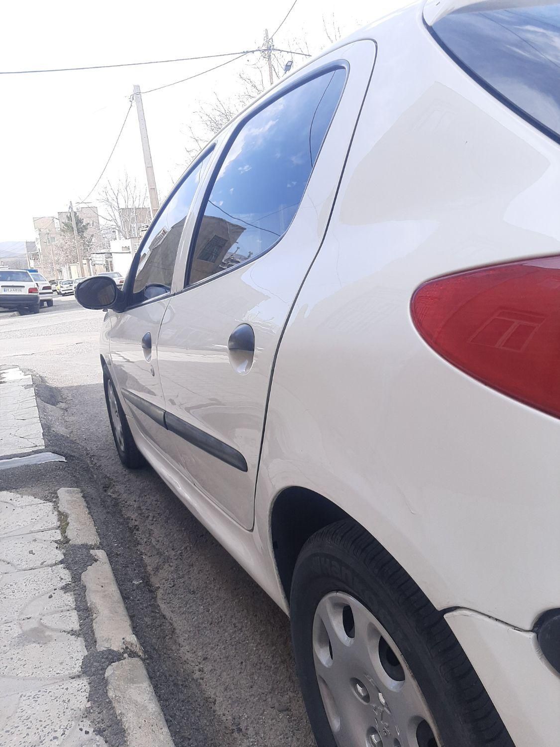 پژو 206 تیپ ۲، مدل ۱۳۹۰|خودرو سواری و وانت|همدان, |دیوار