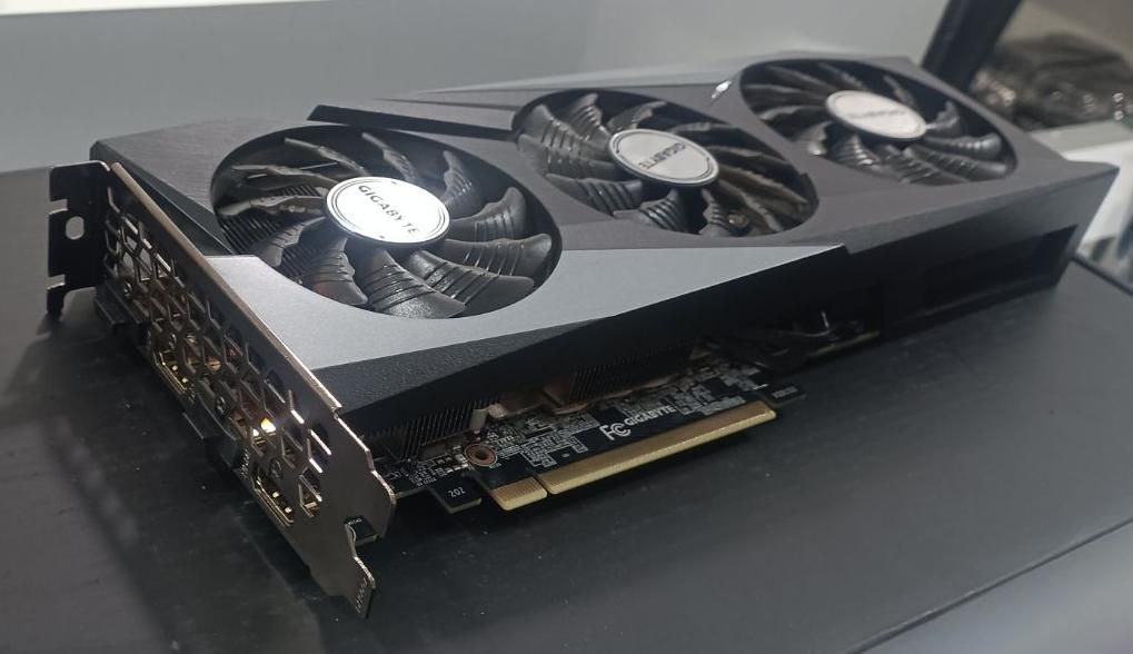 کارت گرافیک 3060 Ti 8g گیگابایت|قطعات و لوازم جانبی رایانه|تهران, خلیج فارس|دیوار