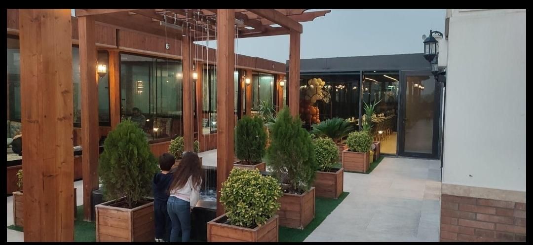 استخدام کمک آشپز و سالن کار و ظرفشور|استخدام خدمات فروشگاه و رستوران|تهران, مهرآباد جنوبی|دیوار