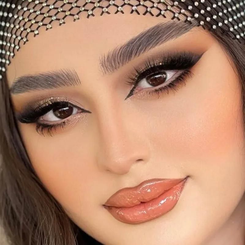 تخفیف ویژه میکاپ ۲۰۰ ۳۰۰ فقط ۵نفراول فقط‌۴روز|خدمات آرایشگری و زیبایی|اردبیل, |دیوار