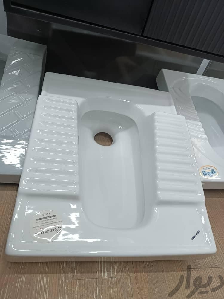 سنگ توالت ایرانی گود با جا پای بلند طبی ریم لس|لوازم سرویس بهداشتی|گرگان, |دیوار