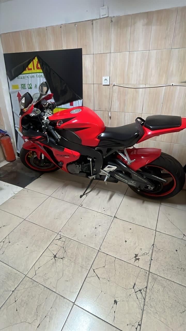 هوندا cbr 1000 مدل2009|موتورسیکلت|تهران, نیاوران|دیوار