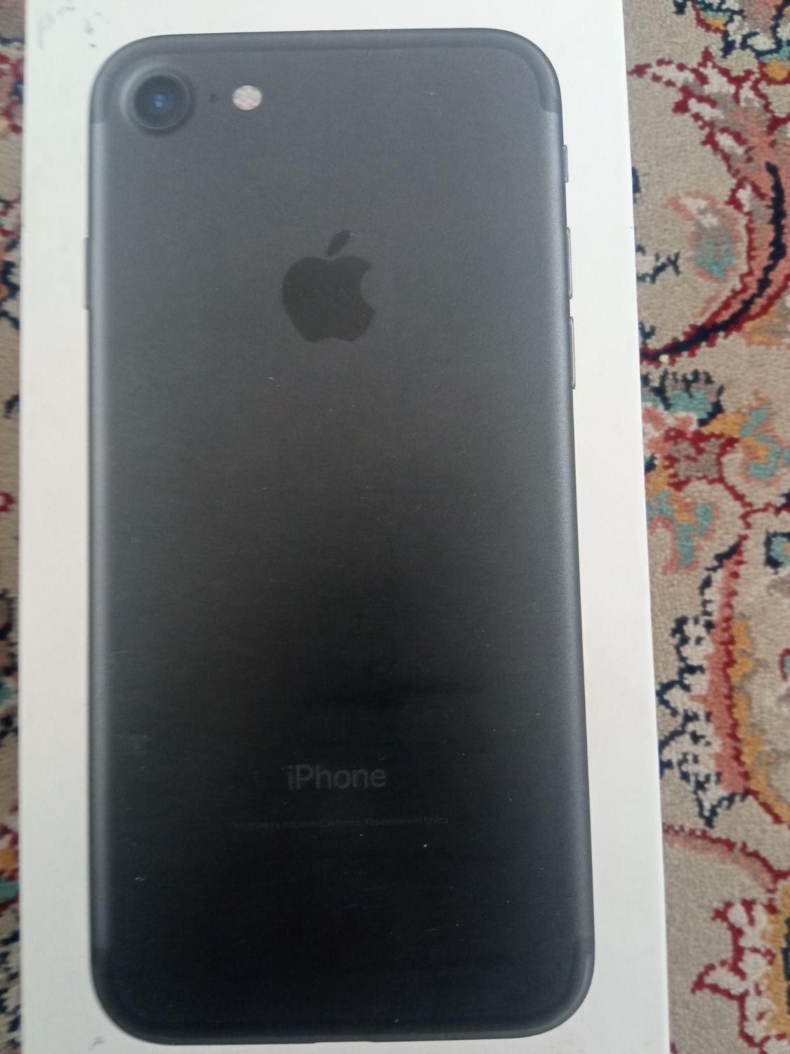 اپل iPhone 7 با حافظهٔ ۲۵۶ گیگابایت|موبایل|اصفهان, خانه اصفهان|دیوار