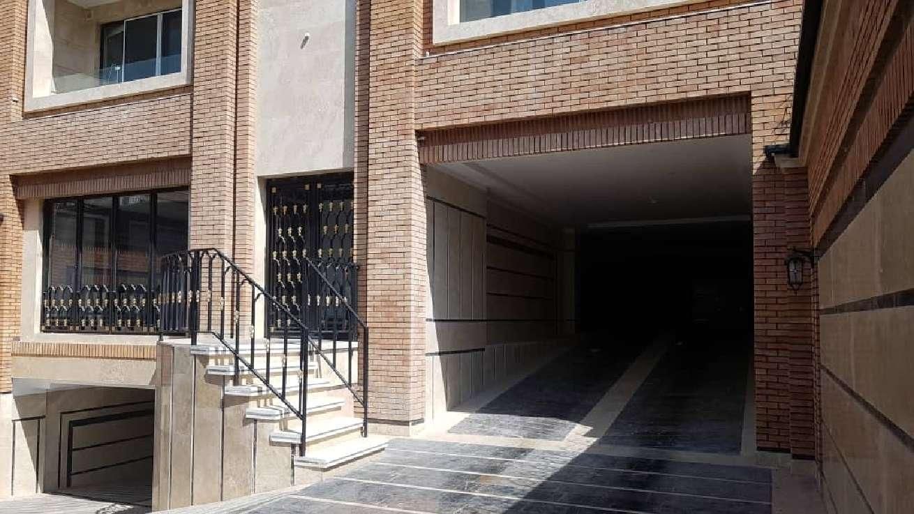 آپارتمان ۱۱۰ متری فول امکانات خیابان قائن|فروش آپارتمان|تهران, دروازه شمیران|دیوار