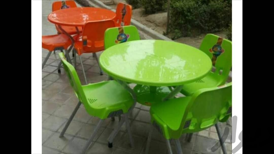 میز و صندلی پلاستیکی پایه فلزی|میز و صندلی غذاخوری|تهران, جیحون|دیوار