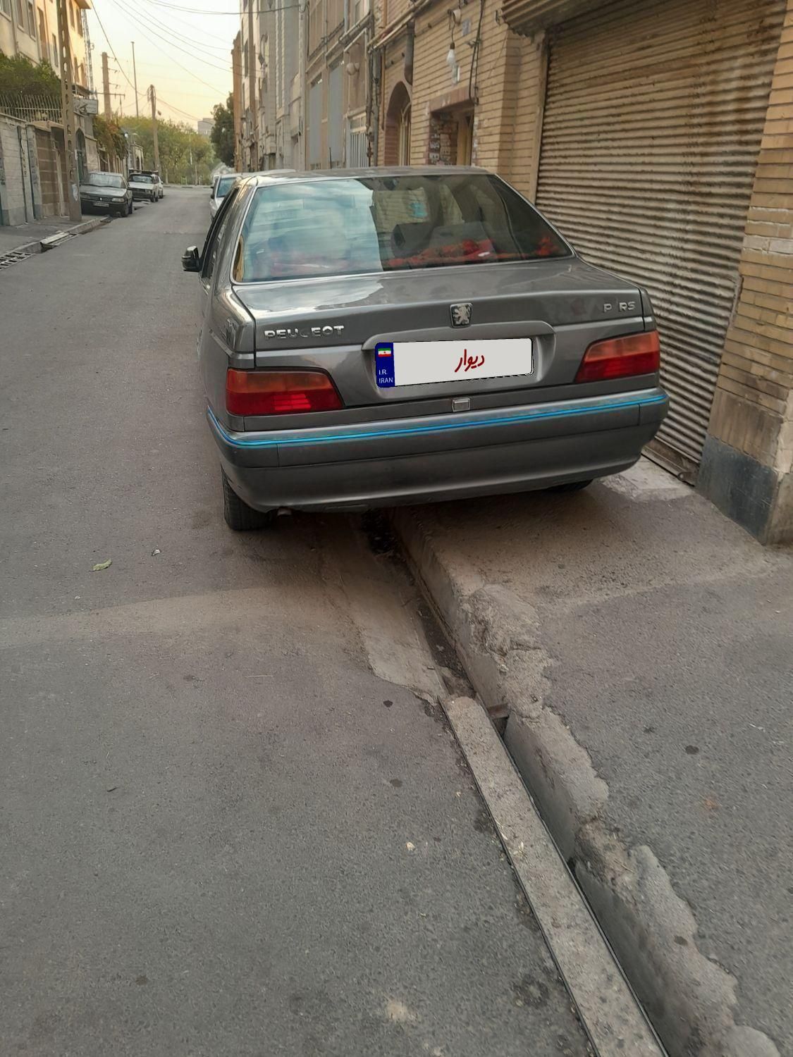 پژو پارس ساده، مدل ۱۳۸۴|خودرو سواری و وانت|تهران, بلورسازی|دیوار