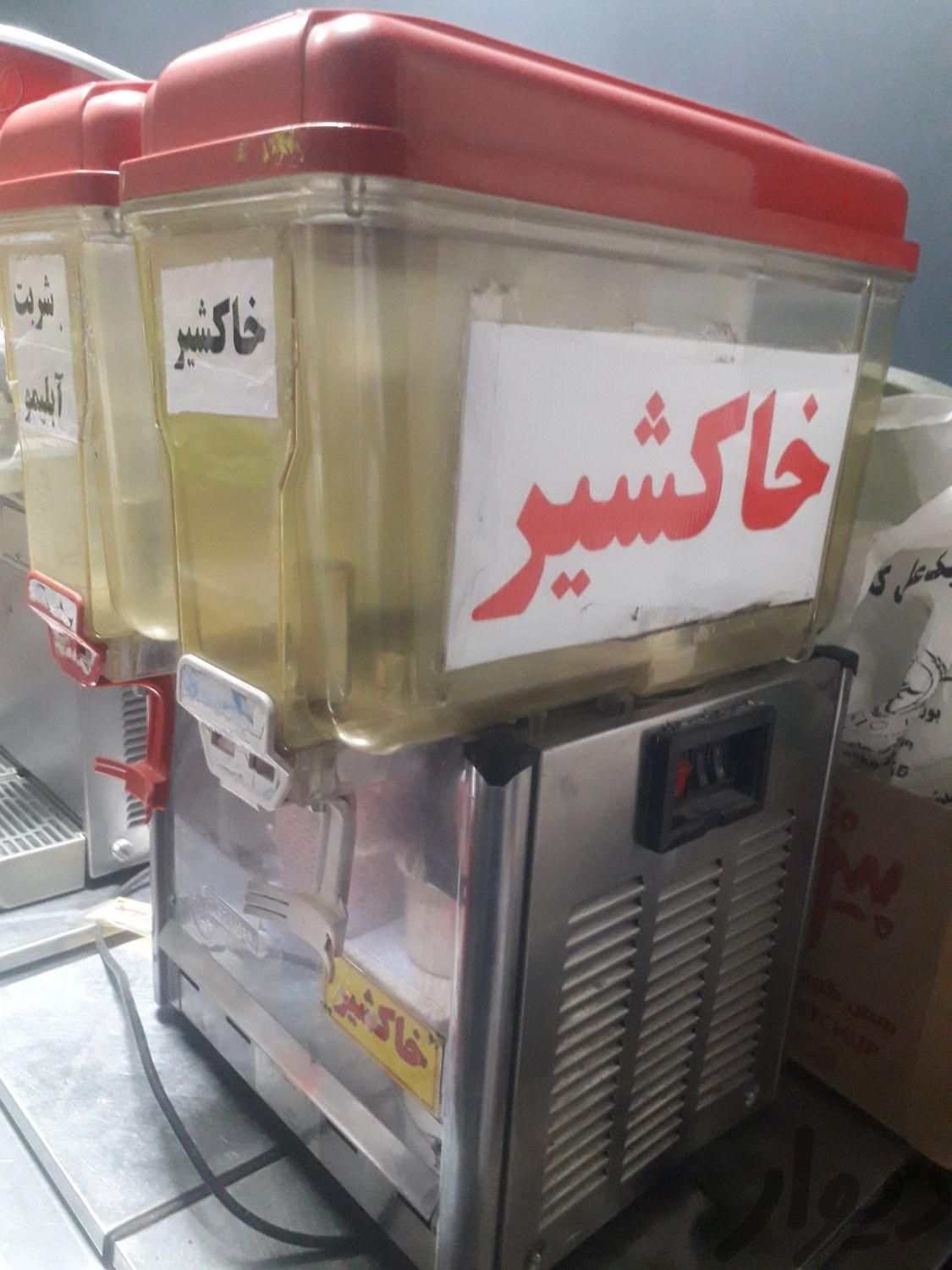 دستگاه شربت سرد کن ایتالیایی تمیز|کافی‌شاپ و رستوران|تهران, بازار|دیوار