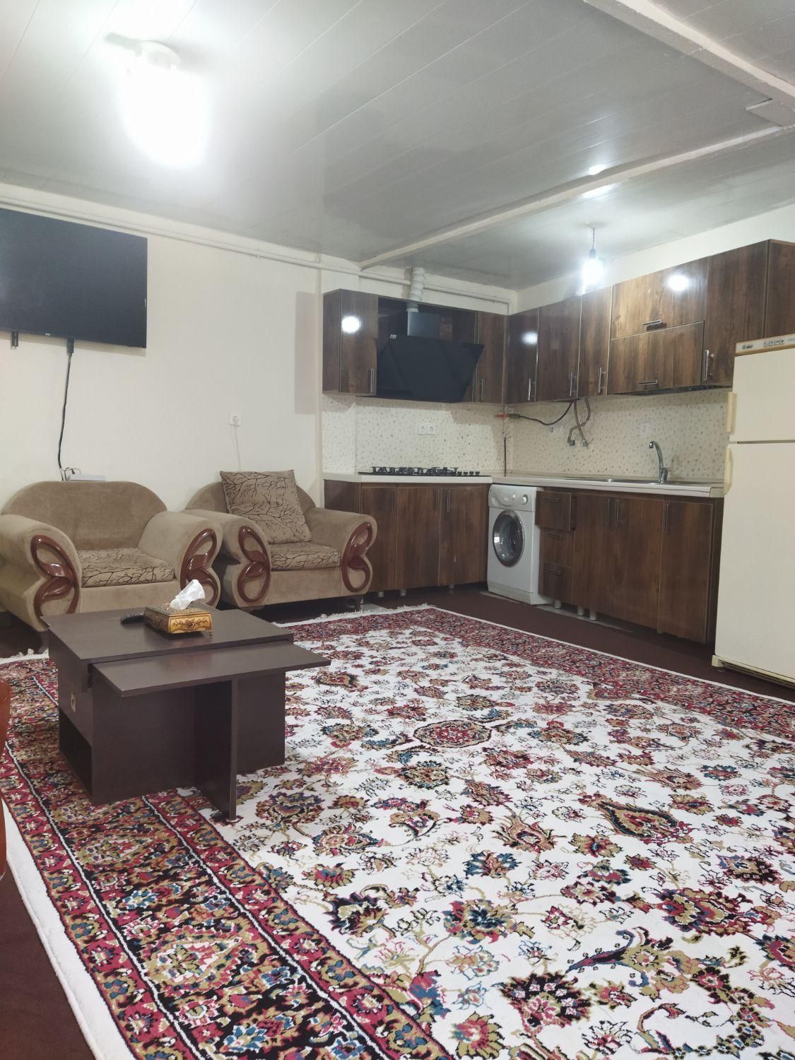 اجاره روزانه/هفتگی واحد ویلایی مستقل در لاهیجان|اجارهٔ کوتاه‌مدت آپارتمان و سوئیت|لاهیجان, مهرگان|دیوار