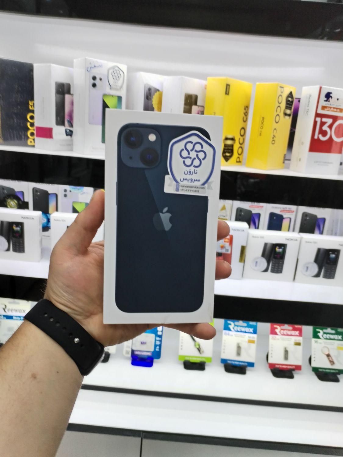 ایفون iPhone 13 با حافظهٔ ۱۲۸ گیگابایت به صورت.|موبایل|اصفهان, ارزنان|دیوار