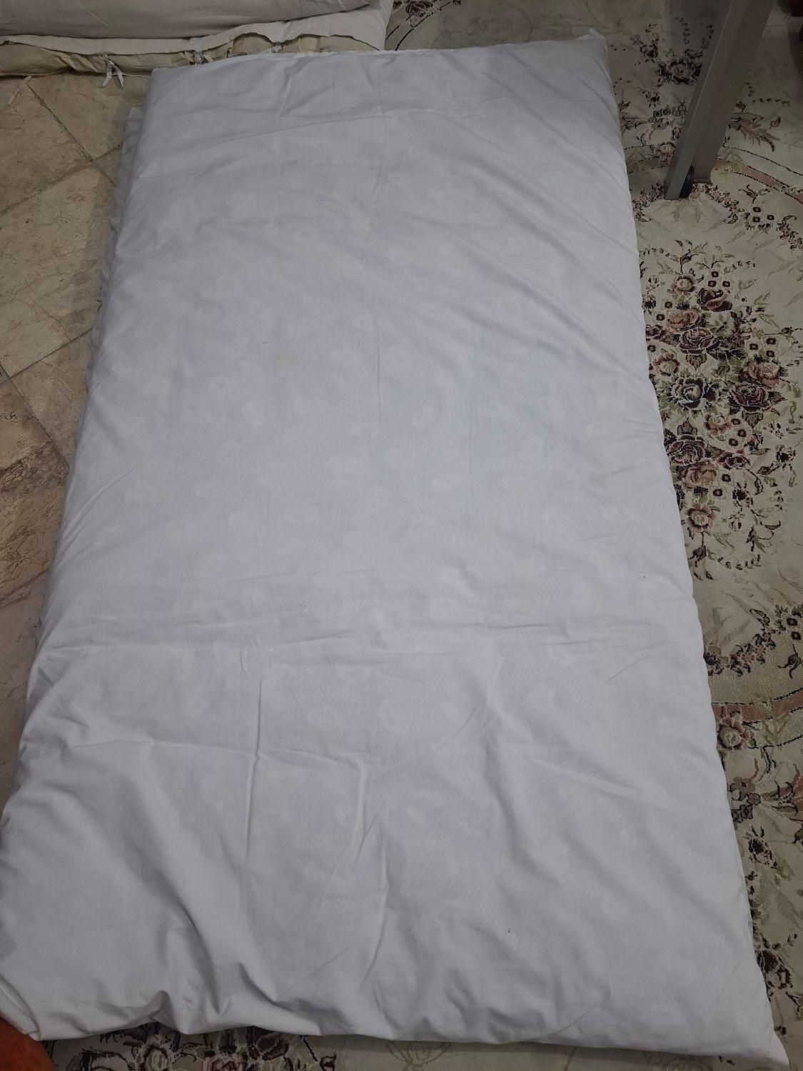 تشک سنتی پشمی و پنیه ای|رختخواب، بالش، پتو|تهران, طرشت|دیوار