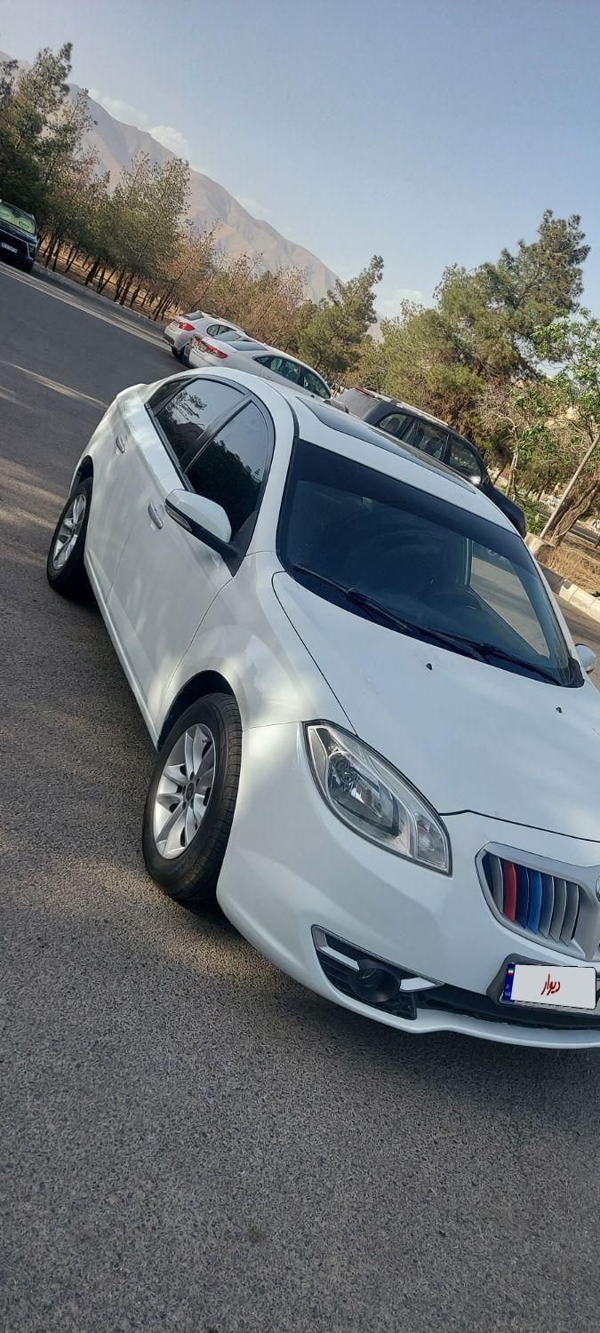 برلیانس H330 اتوماتیک 1500cc مدل ۹۷|خودرو سواری و وانت|تهران, شهرک دانشگاه تهران|دیوار