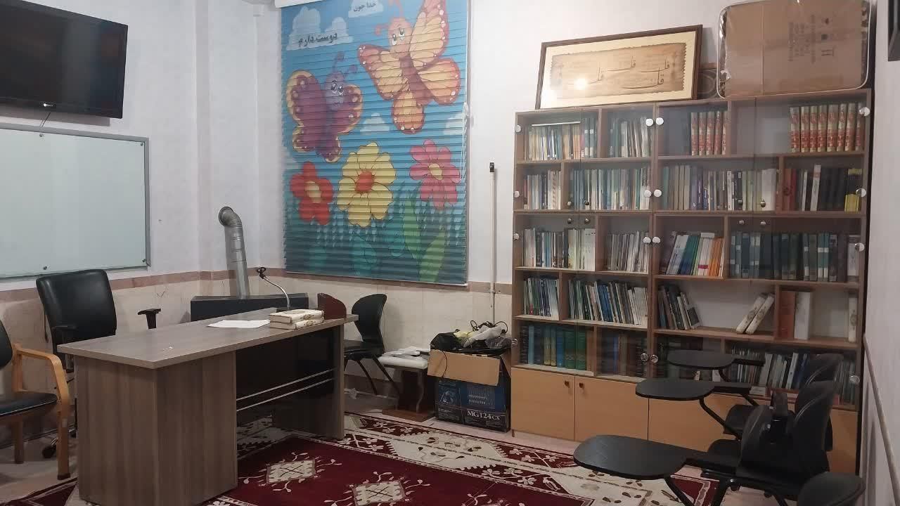 اتاق  اداری مجهز و مبله|اجارهٔ دفتر کار، اتاق اداری، مطب|تهران, صفا|دیوار