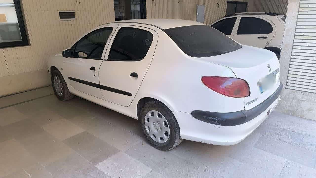 پژو 206 SD V8، مدل ۱۳۸۸ - سفارشی آریان|خودرو سواری و وانت|اصفهان, سروستان|دیوار