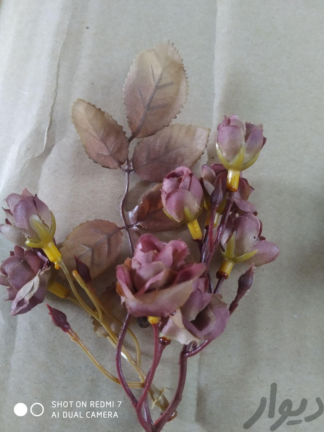 گلهای تزئینی برای کارهای دستی وپذیرش گلدان|گل مصنوعی|تهران, قیام|دیوار
