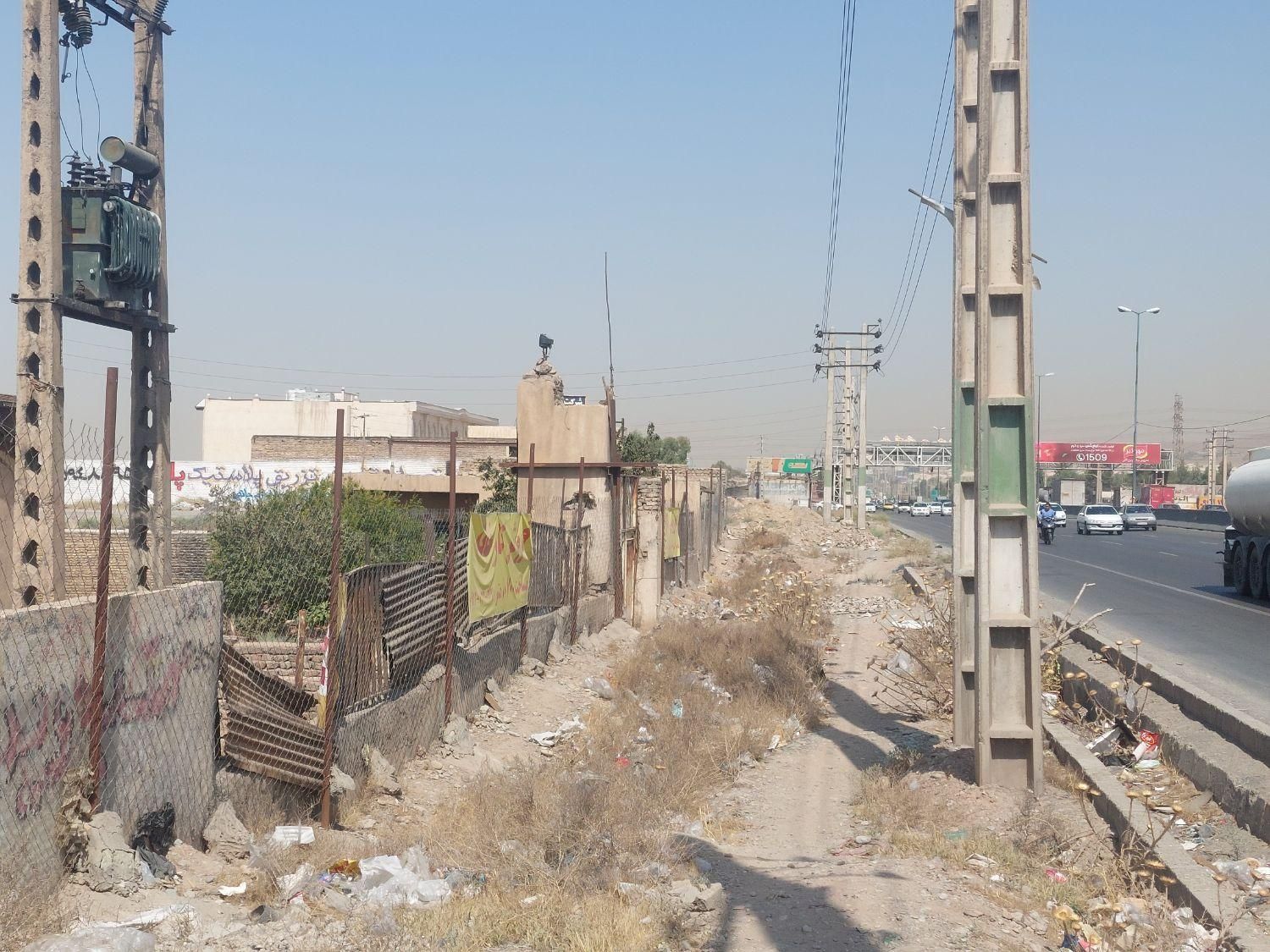 ۱۰۷۰۰ متر کارخانه قدیمی بر جاده خاوران|فروش دفتر صنعتی، کشاورزی، تجاری|تهران, قیام‌دشت|دیوار