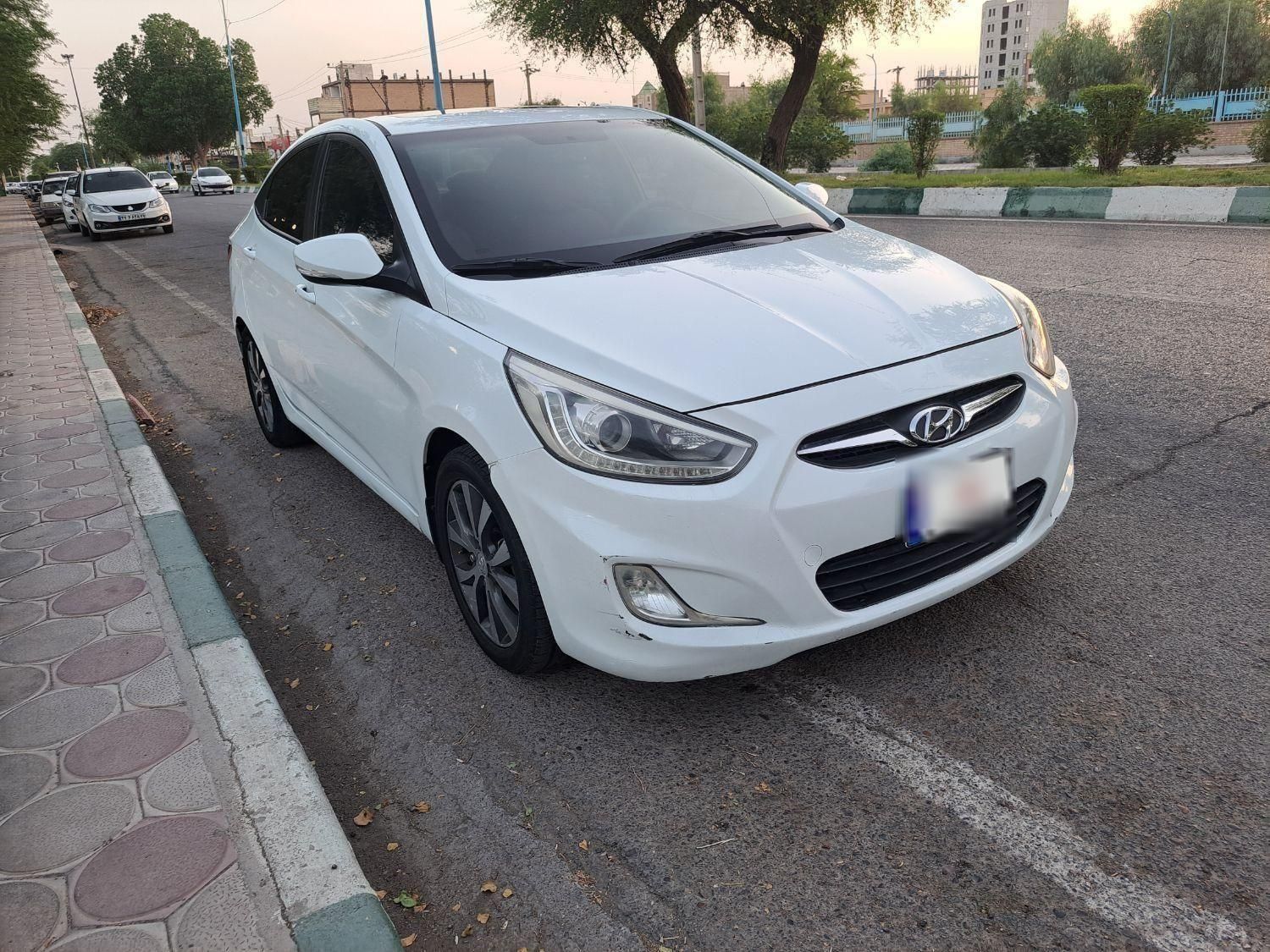 هیوندای اکسنت بلو، مدل ۲۰۱۵|خودرو سواری و وانت|شوش, |دیوار