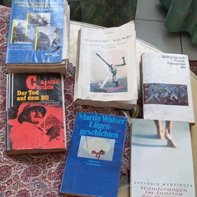 رمانهای آلمانی به زبان اصلی ودی وی دی آموزشی کودک|کتاب و مجله آموزشی|تهران, آجودانیه|دیوار