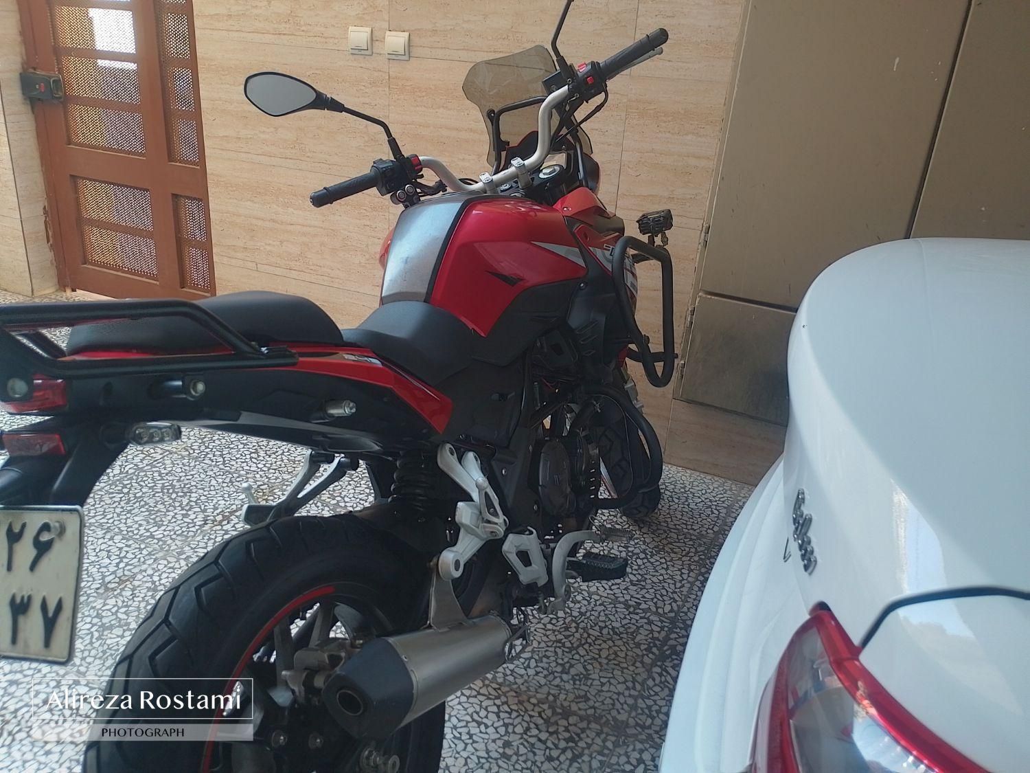 بنلی TRK 250 مدل 98|موتورسیکلت|تهران, استاد معین|دیوار