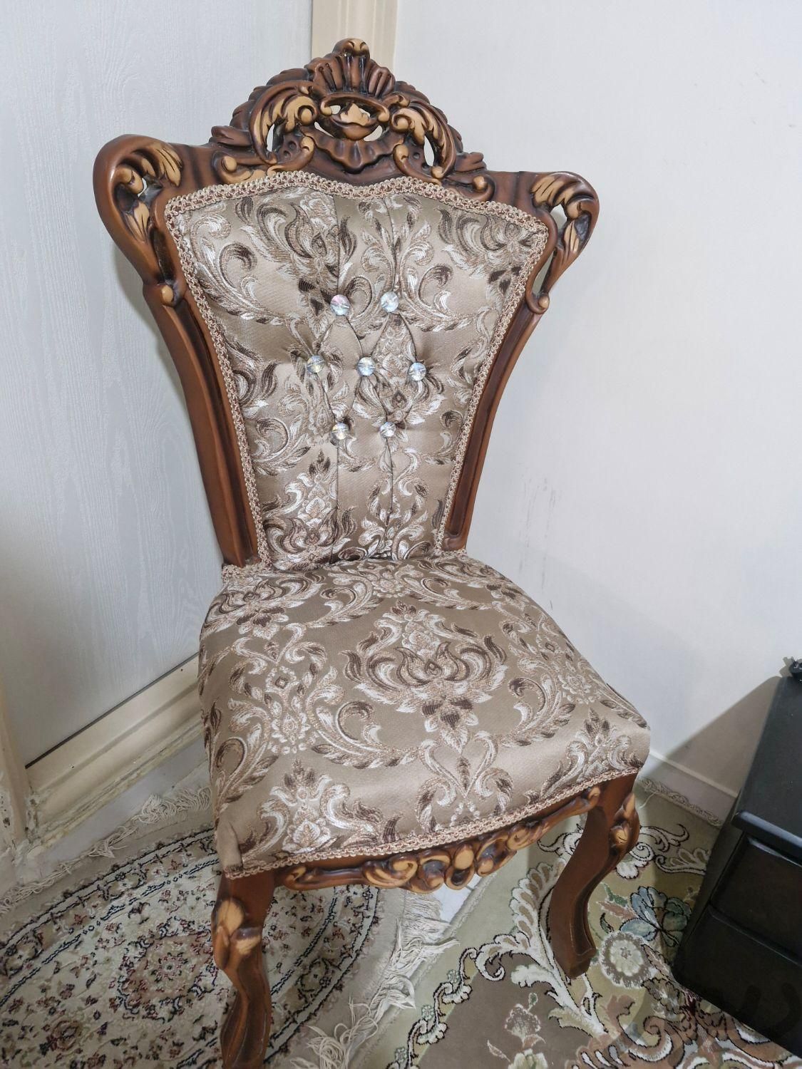 دو عدد صندلی میزبان|مبلمان خانگی و میزعسلی|تهران, امیر بهادر|دیوار
