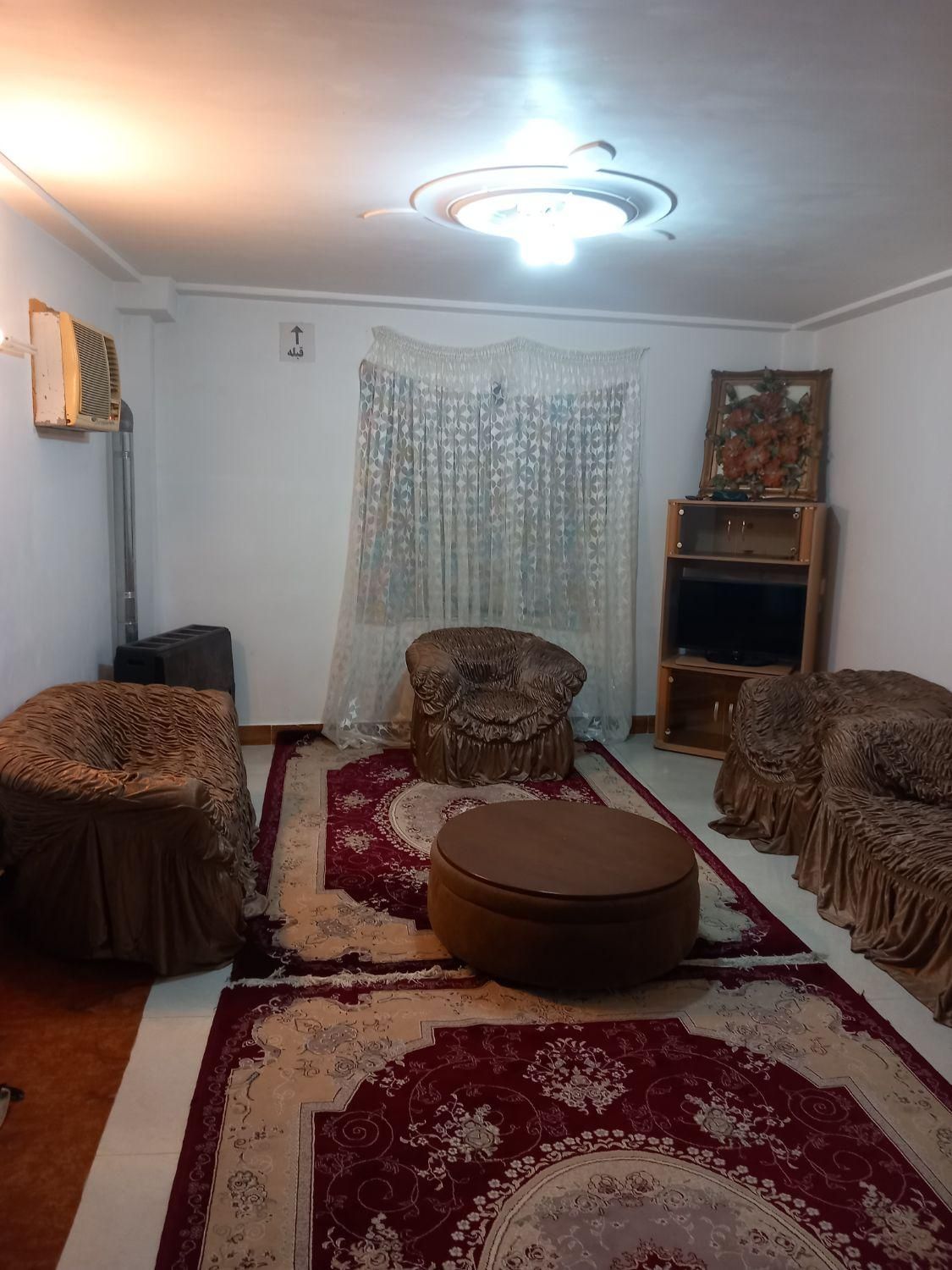 منزل تمیز پارکینگدار در نخجیر|اجارهٔ کوتاه‌مدت آپارتمان و سوئیت|لاهیجان, لیالستان|دیوار