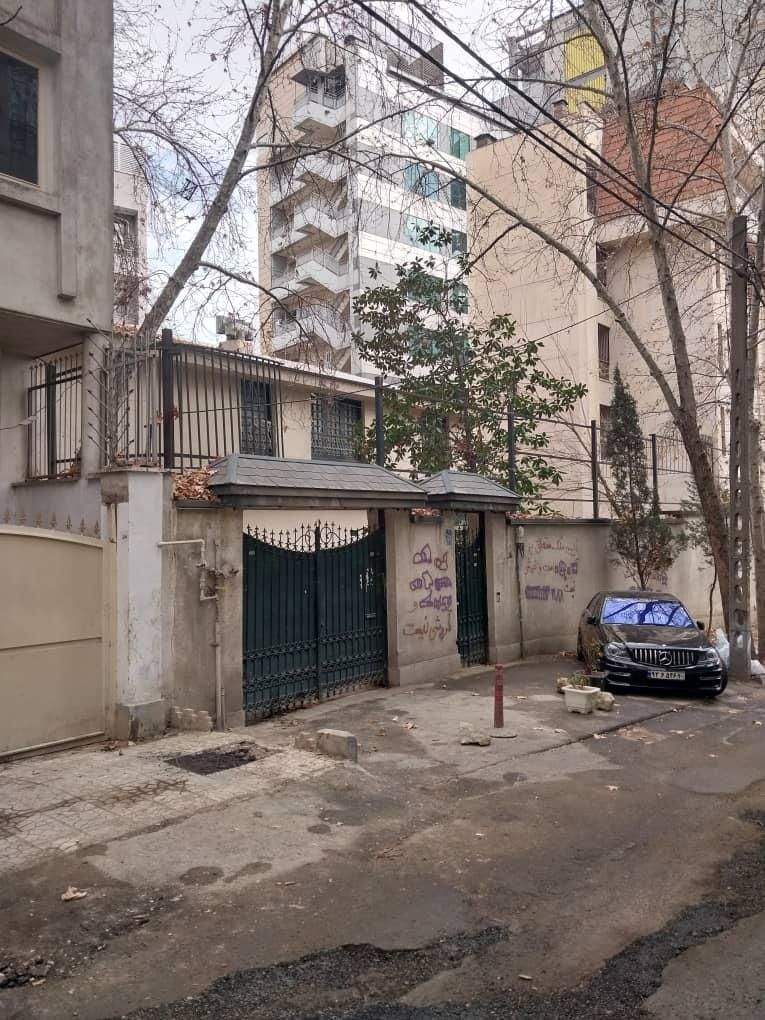 فروش آپارتمان کلنگی ۴۹۰ متری بلوار ارتش|فروش زمین و ملک کلنگی|تهران, سوهانک|دیوار