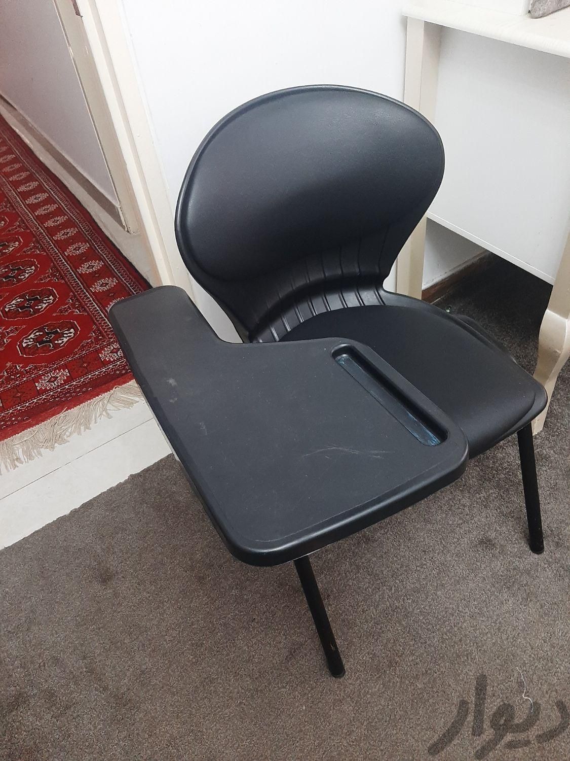 صندلی نیم کت دار چرمی|صندلی و نیمکت|تهران, افسریه|دیوار