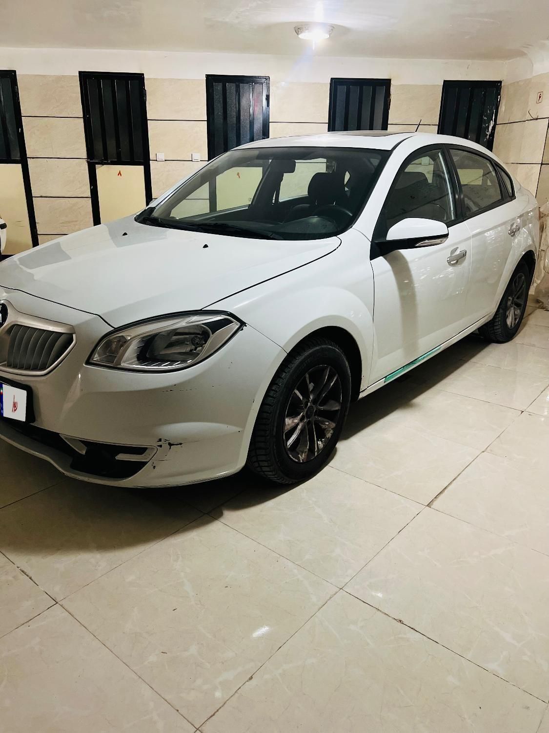 برلیانس H330 اتوماتیک 1650cc، مدل ۱۳۹۷|خودرو سواری و وانت|بروجرد, |دیوار