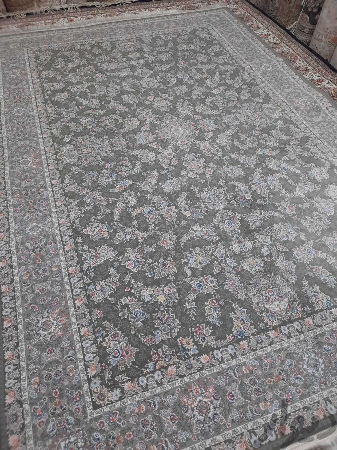 فرش بهارجفت۶متری فیلی۱۵۰۰شانه تراکم۴۵۰۰بزرگمهر|فرش|مشهد, محله وحید|دیوار