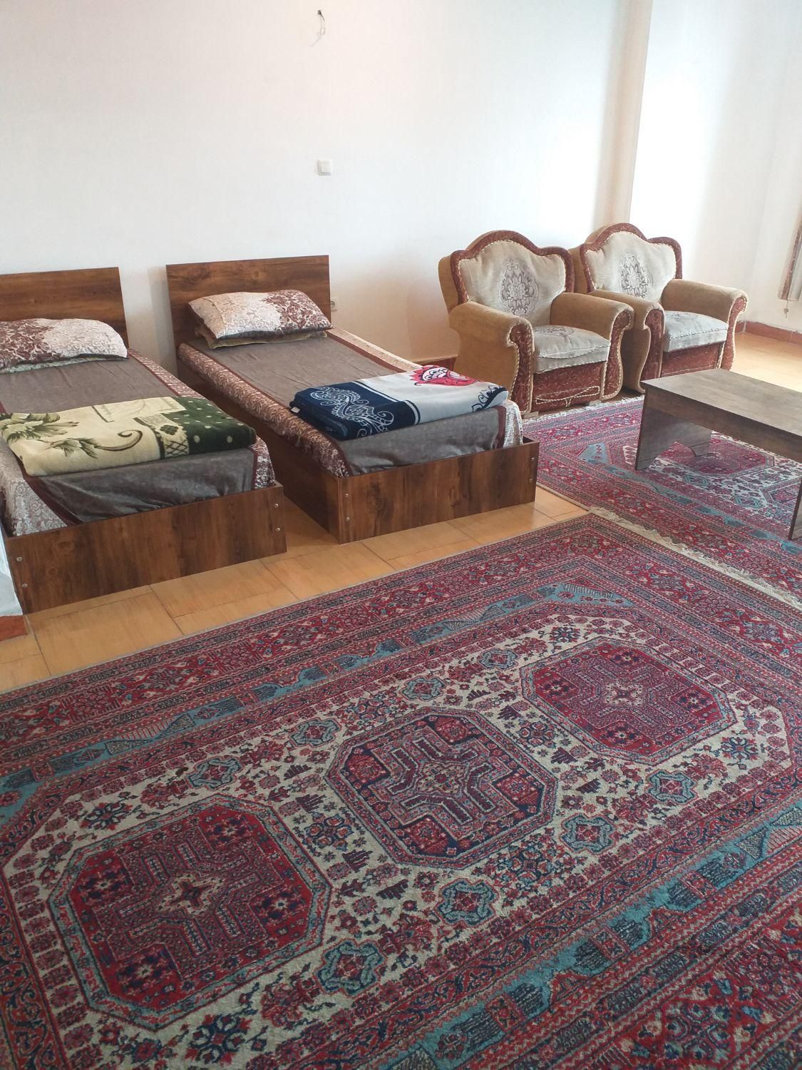 آپارتمان شیک و با همه ی امکانات|اجارهٔ کوتاه‌مدت آپارتمان و سوئیت|رشت, آب و برق|دیوار