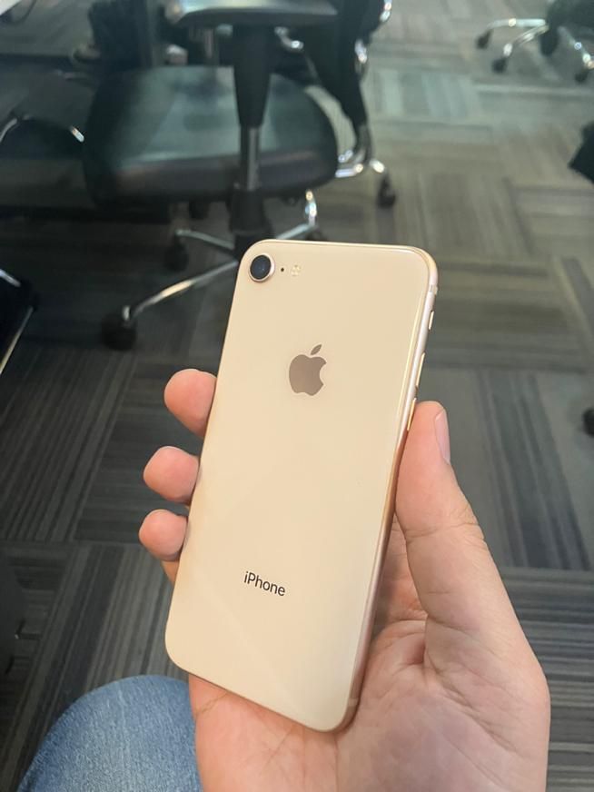 اپل iPhone 8 ۶۴ گیگ|موبایل|تهران, پونک|دیوار