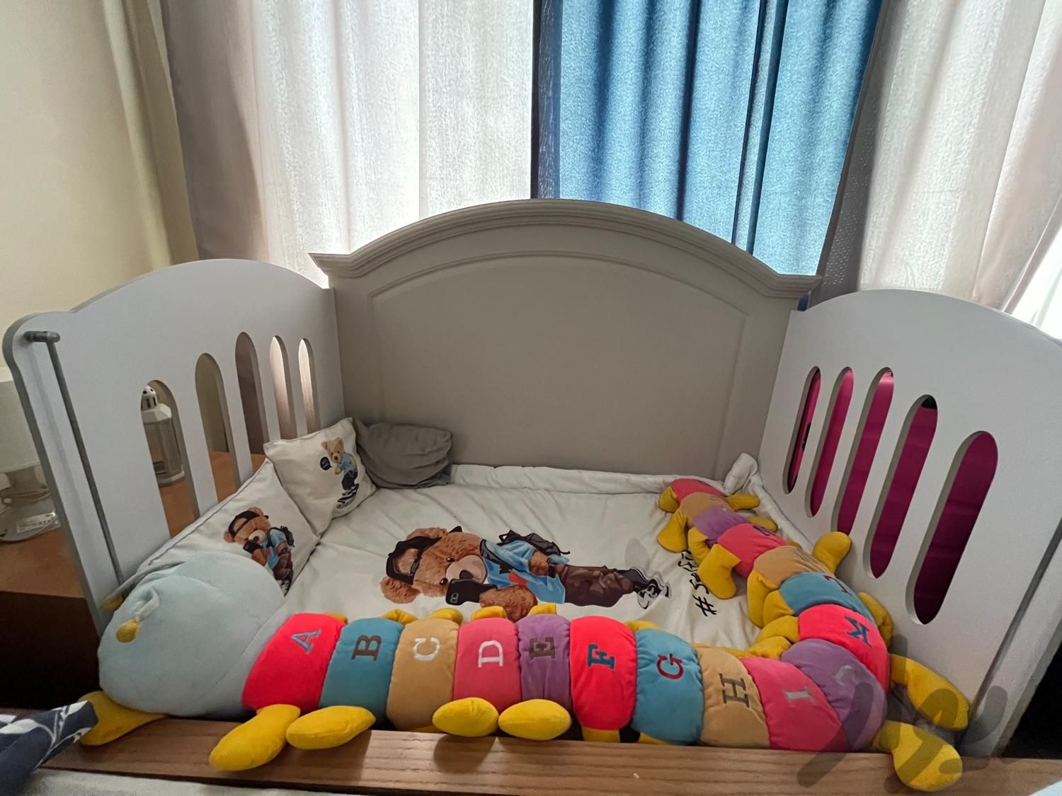 تخت و کمد نوزاد در حد نو|تخت و صندلی بچه|تهران, گمرک|دیوار