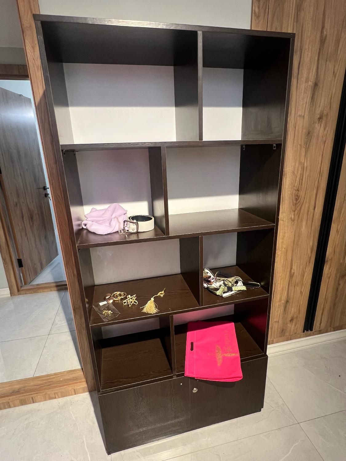 دکور چوبی مناسب کتاب و عروسک و چیدمان|کتابخانه، شلف، قفسه‌های دیواری|تهران, آجودانیه|دیوار