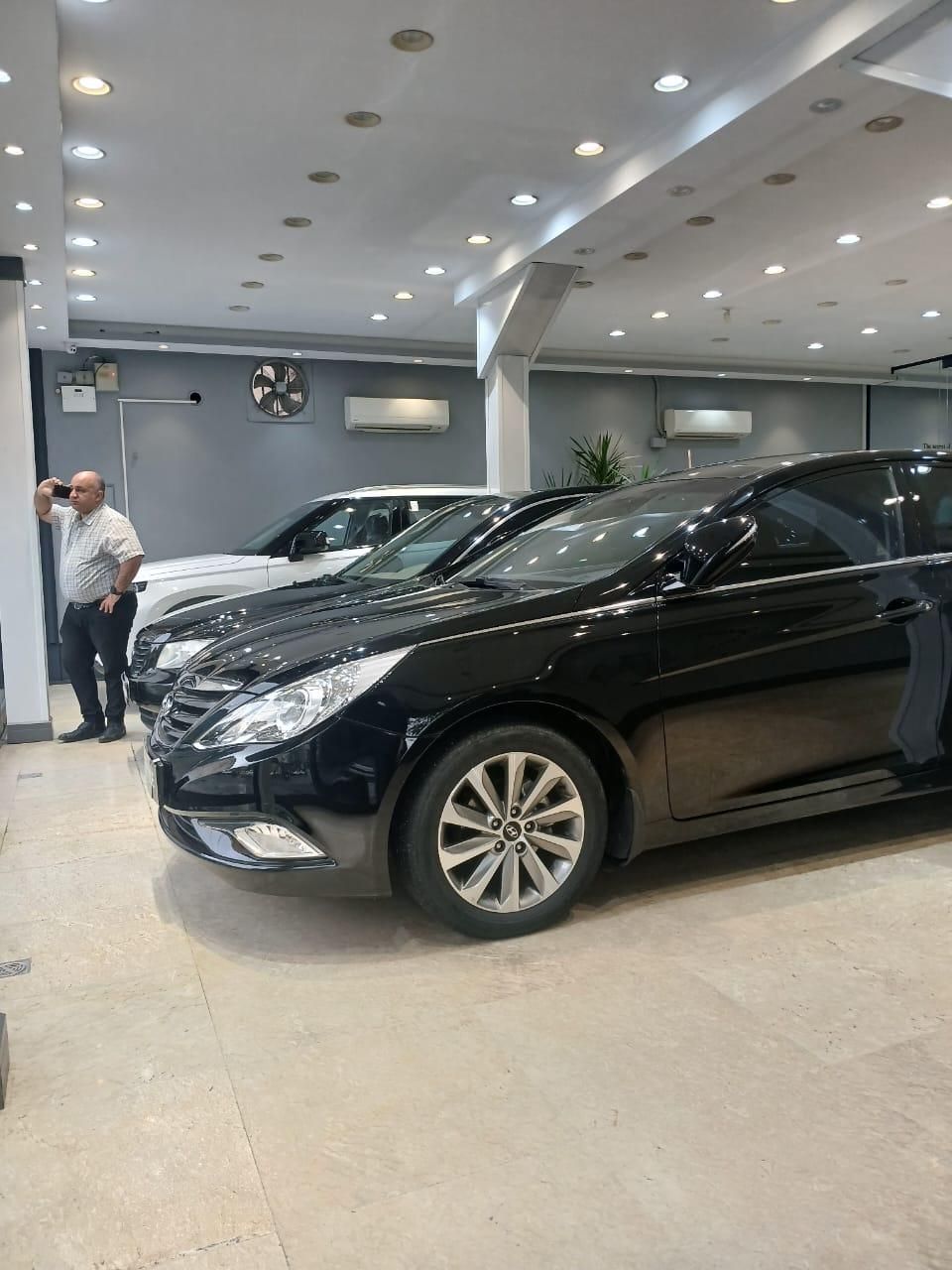 بر خیابان مطهری ۱۷۶ متر بورس نمایشگاه ها|فروش مغازه و غرفه|تهران, عباس‌آباد|دیوار