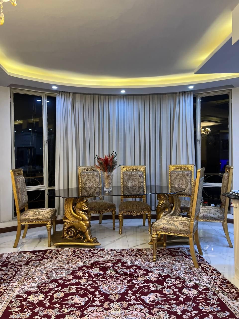 مبل سلطنتی|مبلمان خانگی و میز عسلی|تهران, کوی فراز|دیوار