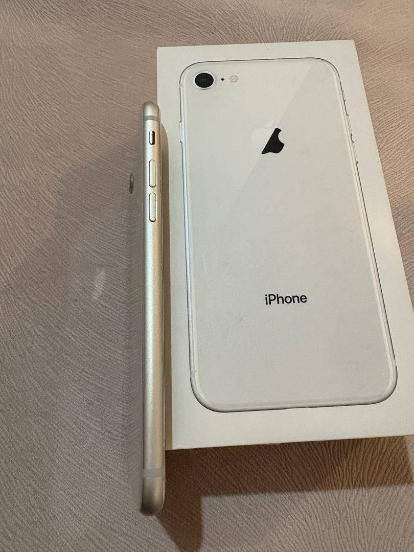 اپل iPhone 8 با حافظهٔ ۶۴ گیگابایت|موبایل|تهران, پرستار|دیوار