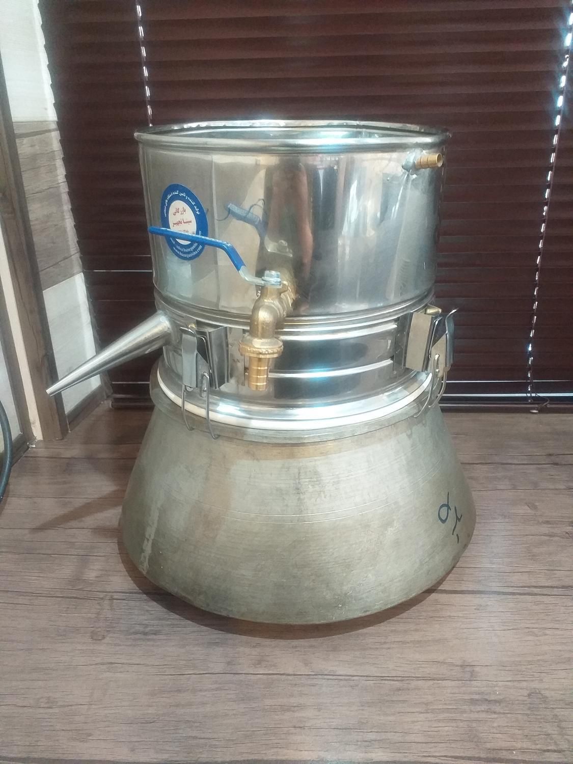 دستگاه گلابگیر و تقطیر با دیگ مسی*|عمده‌فروشی|تهران, جمهوری|دیوار