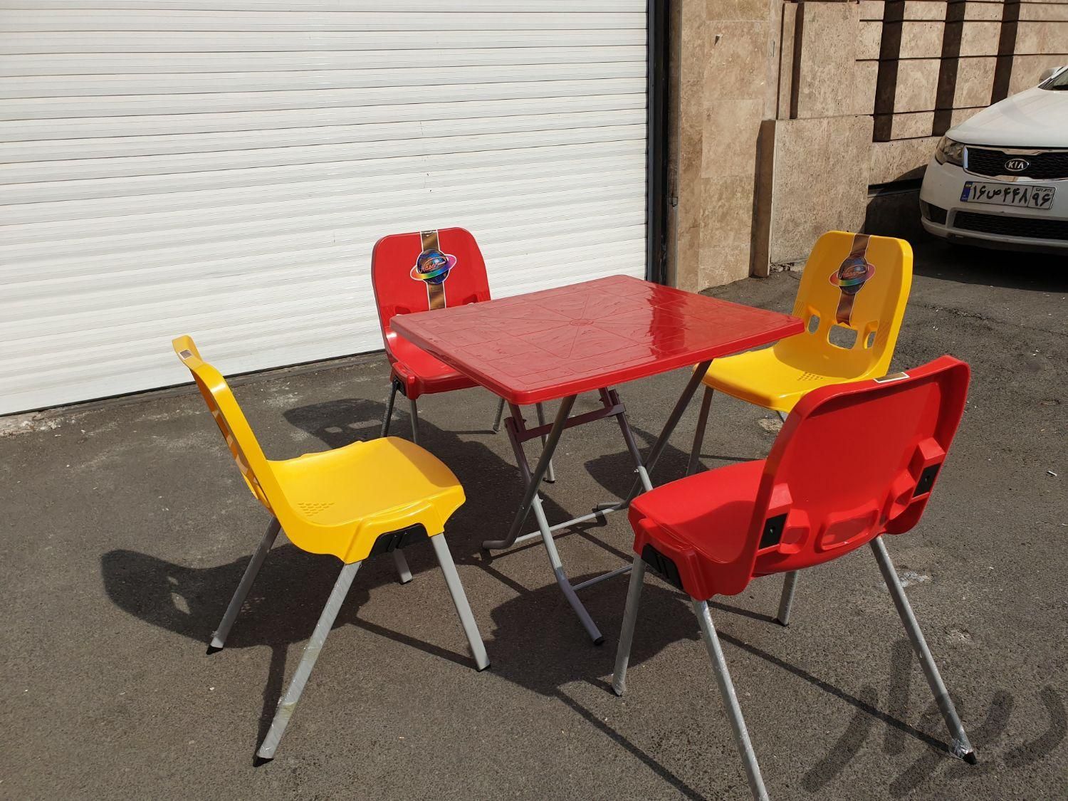 میز و صندلی پلاستیکی طرح زمرد (کارخانه تهران )|صندلی و نیمکت|تهران, نواب|دیوار