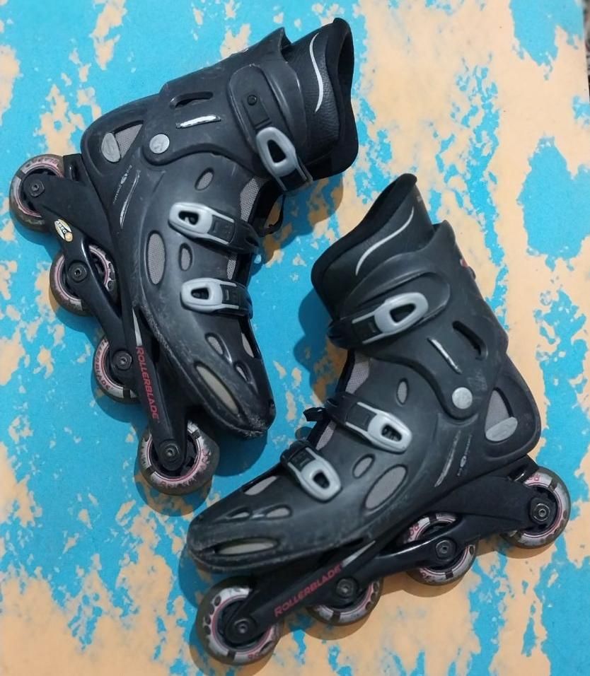 اسکیت حرفه ای رولربلیدROLLERBLADEاصل ایتالیا|دوچرخه، اسکیت، اسکوتر|تهران, شیرازی|دیوار
