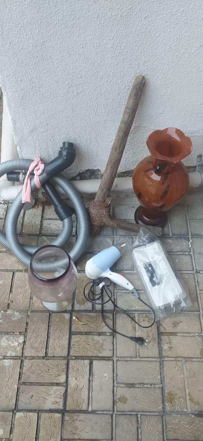سشوار مسافرتی گلدون و لوله جارو برقی جای ماهی|حراج|رشت, لاکانی|دیوار