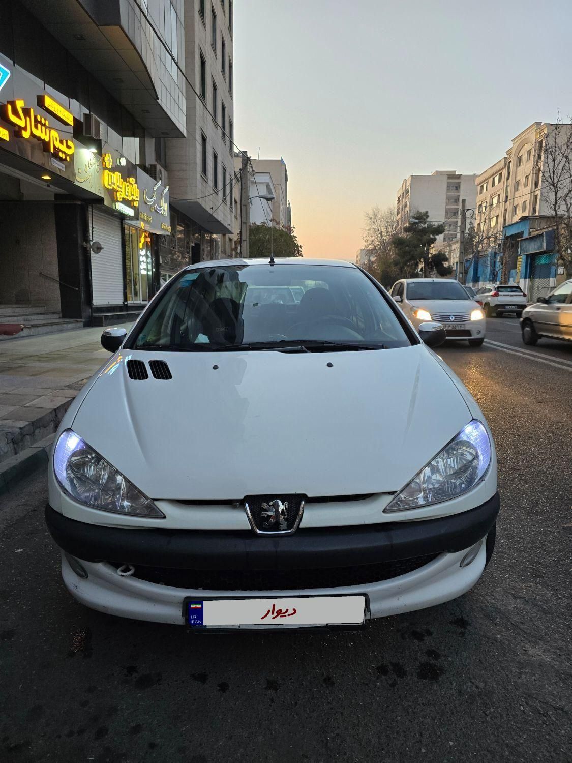 پژو 206 SD V8، مدل ۱۳۹۲ سفید ۱۶۰،۰۰۰ کارکرد|خودرو سواری و وانت|تهران, شمس‌آباد|دیوار