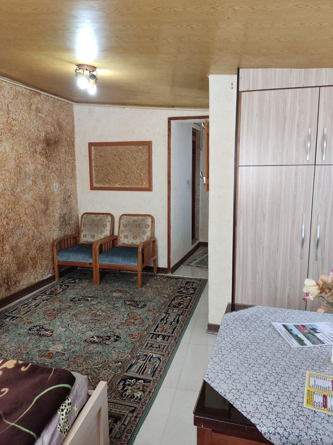 اجاره روزانه سوییت فول امکانات داخل شهر(خالی است)|اجارهٔ کوتاه‌مدت آپارتمان و سوئیت|بندر انزلی, خوش پیک|دیوار